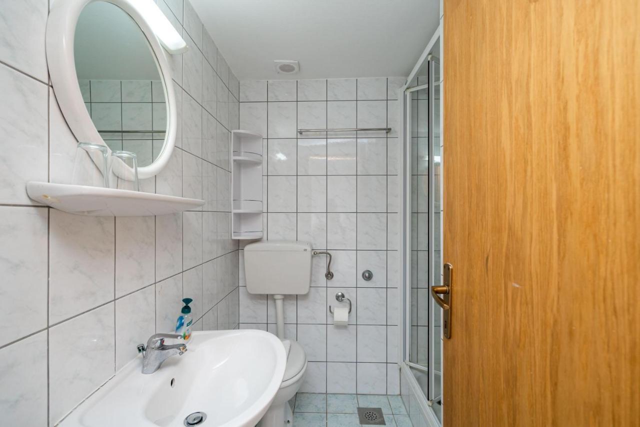 Apartments Lidija Затон Екстериор снимка